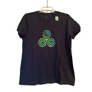NWOT Gildan Black T Shirt Celtic Knot Triskelion Trinity Size Medium